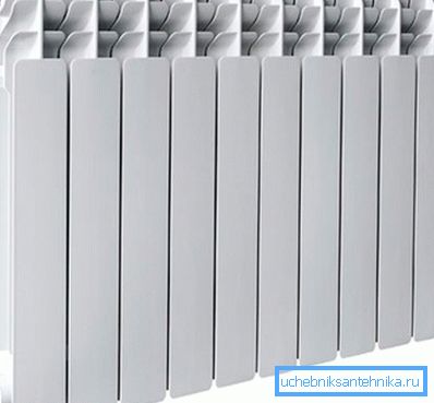 Aluminijski hladilnik na 10 odsekih bo imel desetkratno moč.
