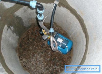 Beton je najbolj priljubljen material za gradnjo hidravličnih konstrukcij. Beton je najbolj priljubljen material za gradnjo hidravličnih konstrukcij.