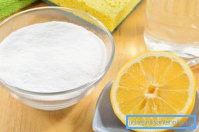Čiščenje straniščne školjke s citronsko kislino je odličen način za prikaz prvega rezultata v 2 urah Čiščenje straniščne školjke s citronsko kislino je odličen način za prikaz prvega rezultata v 2 urah
