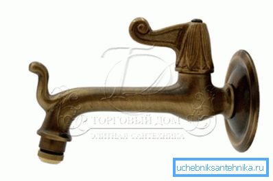 Dekorativni bronasti izdelek vreden 7800 rubljev.