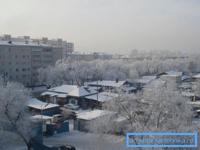 Za regijo Amur so značilne precej hude zime. Za regijo Amur so značilne precej hude zime.