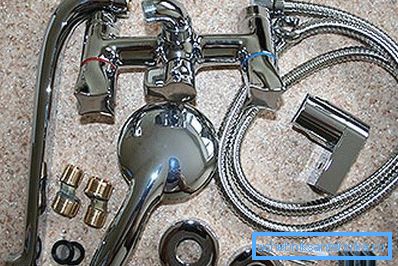 Katere so dodatki za kopalniške pipe? Katere so dodatki za kopalniške pipe?