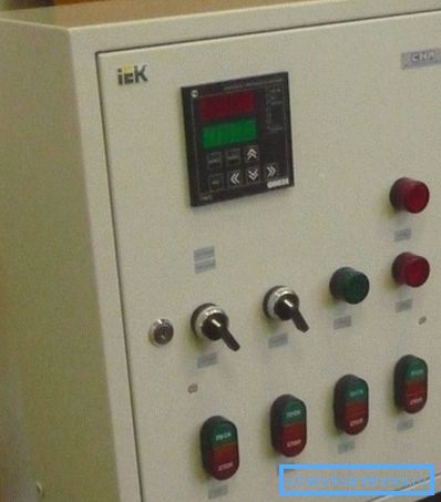 Kovinski nadzor nad prezračevanjem Kovinski nadzor nad prezračevanjem