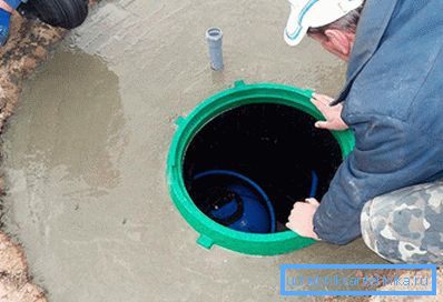 Montaža opreme v plastični kesoni za vodnjake Montaža opreme v plastični kesoni za vodnjake
