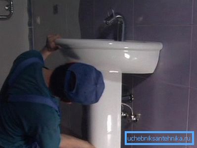 Vgradnja plastičnih umivalnikov