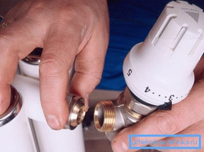 Vgradnja regulacijskega ventila na radiator Vgradnja regulacijskega ventila na radiator