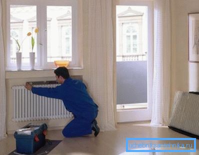 Montažna dela se izvajajo na podlagi risbe ali skice.