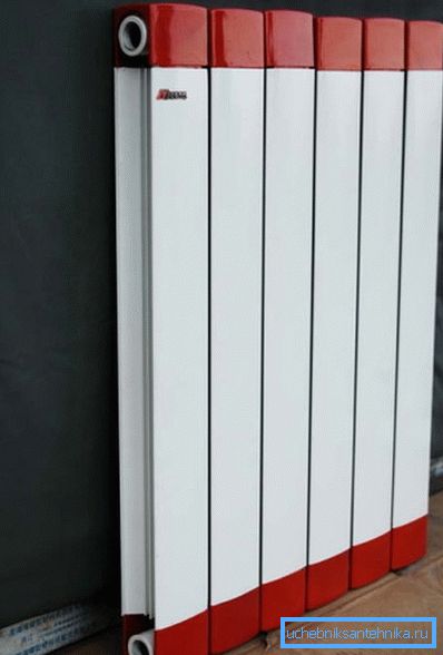 Na fotografiji: aluminij je odličen za izdelavo radiatorjev in vam omogoča, da ustvarite različne modele Na fotografiji: aluminij je odličen za izdelavo radiatorjev in vam omogoča, da ustvarite različne modele