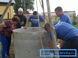 Na prvih betonskih izdelkih je postavljeno drugo. Na prvih betonskih izdelkih je postavljeno drugo.