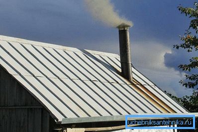 Projekcijski del je opremljen z zaščitnim pokrovom in vizirjem. Projekcijski del je opremljen z zaščitnim pokrovom in vizirjem.