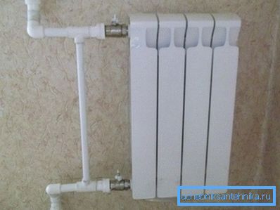 Povezava radiatorja z enocevnim sistemom. Povezava radiatorja z enocevnim sistemom.