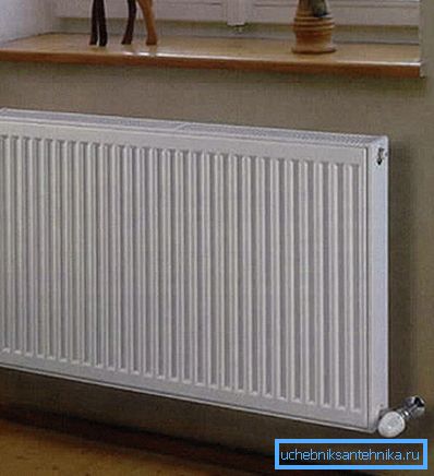 Jekleni radiatorji s spodnjim priključkom Jekleni radiatorji s spodnjim priključkom