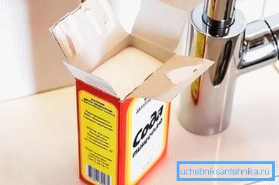 Soda bikarbona se spopada s cokli Soda bikarbona se spopada s cokli