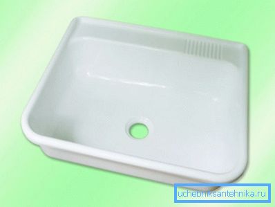Plastični umivalnik - 50 x 41 umivalnik - primer proračunske rešitve Plastični umivalnik - 50 x 41 umivalnik - primer proračunske rešitve