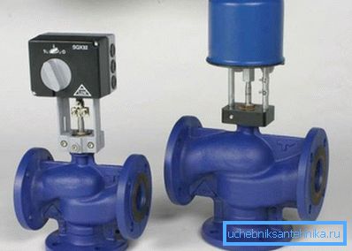 Primer električnega prirobničnega žerjava Primer električnega prirobničnega žerjava