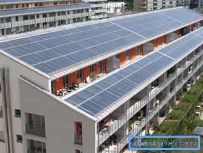 Primer stavbe z ogromno površino solarnih sistemov