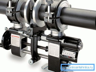 Industrijsko kanalizacijsko varjenje Industrijsko kanalizacijsko varjenje