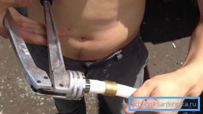 Delajte kot dilator. Delajte kot dilator.