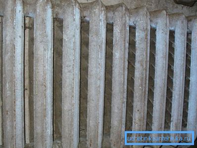 Grelni radiator se le redko prilega notranjosti prostora