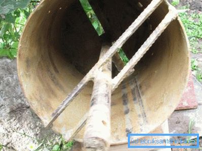 Strune iz armature zanesljivo pritrdijo os in okrepijo strukturo Strune iz armature zanesljivo pritrdijo os in okrepijo strukturo