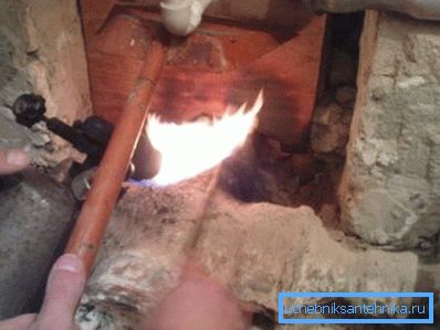 Ogrevanje cevovodov z ventilatorjem