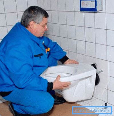 Montaža visečega WC školjke