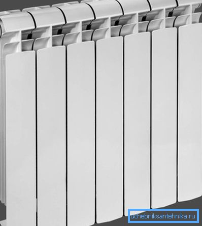 Pregradni stenski radiator
