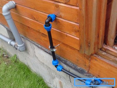 Vodovodni sistem zasebne hiše iz cevi HDPE Vodovodni sistem zasebne hiše iz cevi HDPE