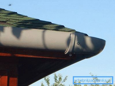 Montirana odvodna cev za kanalizacijo