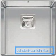 Jeklena skleda s stranico 400 mm za namestitev v kuhinji Jeklena skleda s stranico 400 mm za namestitev v kuhinji