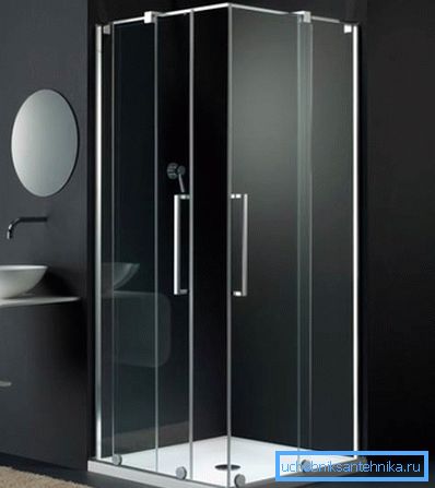 Eleganten minimalizem - izbira ljudi z aktivnim življenjskim slogom Eleganten minimalizem - izbira ljudi z aktivnim življenjskim slogom