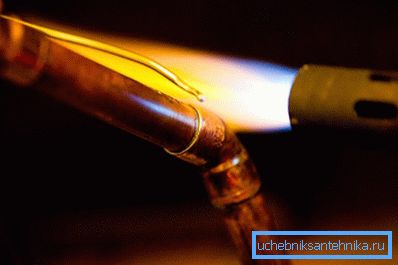 Varjenje bakrenih cevi Varjenje bakrenih cevi