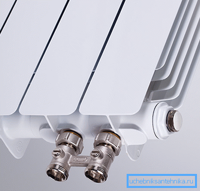 To je videz aluminijastih radiatorjev z dnom. To je videz aluminijastih radiatorjev z dnom.