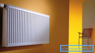 Tehnične značilnosti kovinskih radiatorjev so visoke, vendar ne služijo dolgo Tehnične značilnosti kovinskih radiatorjev so visoke, vendar ne služijo dolgo