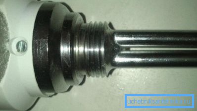 TEN se namesto vtiča privije v radiator TEN se namesto vtiča privije v radiator