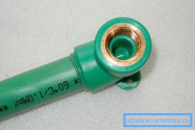 2779 Pipe PP, pripravljene za priklop na cev HDPE