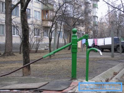 Tubular well.