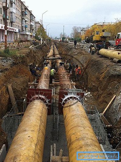 Polaganje ogrevalne vode. Fotografija Polaganje ogrevalne vode. Fotografija
