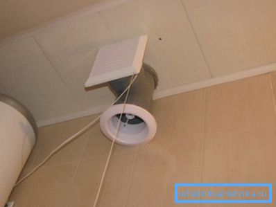 Prezračevanje izpušnega ventilatorja kopalnice Prezračevanje izpušnega ventilatorja kopalnice