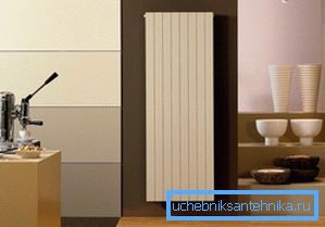 Navpični bimetalni radiator Navpični bimetalni radiator