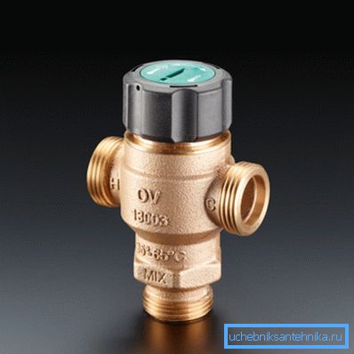 Videz termostatskega mešalnega regulatorja. Videz termostatskega mešalnega regulatorja.