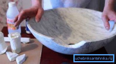 Lahko se lepi